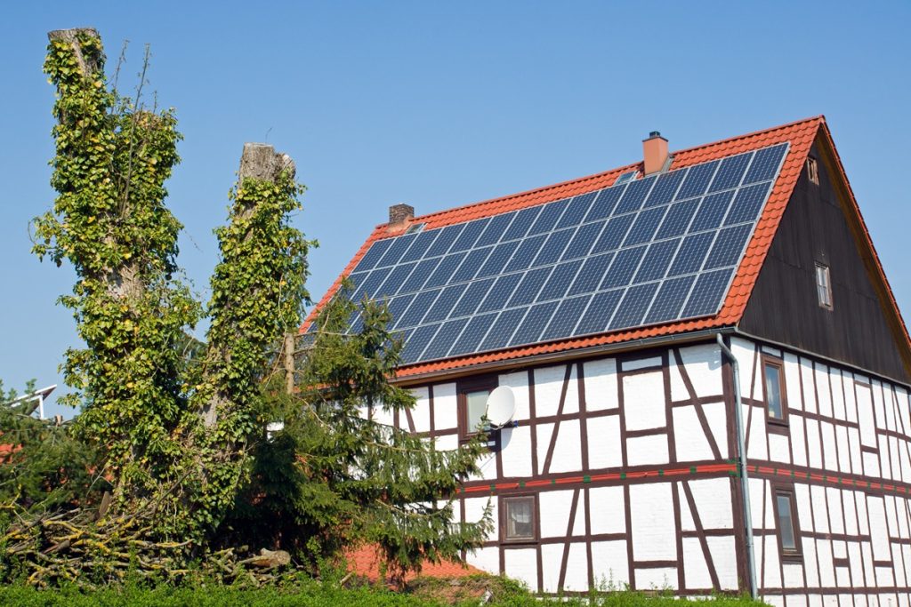 Montaj Panouri Fotovoltaice Prahova,Instalare Panouri Solare,Montaj Panouri Fotovoltaice